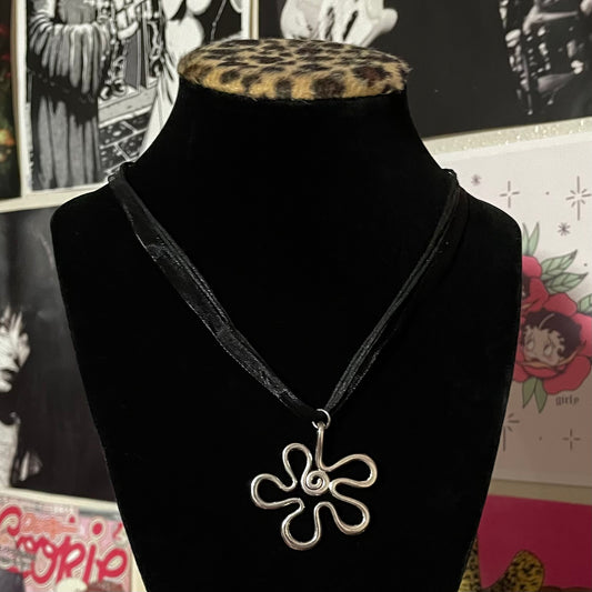 Spiral Flower Lace Necklace