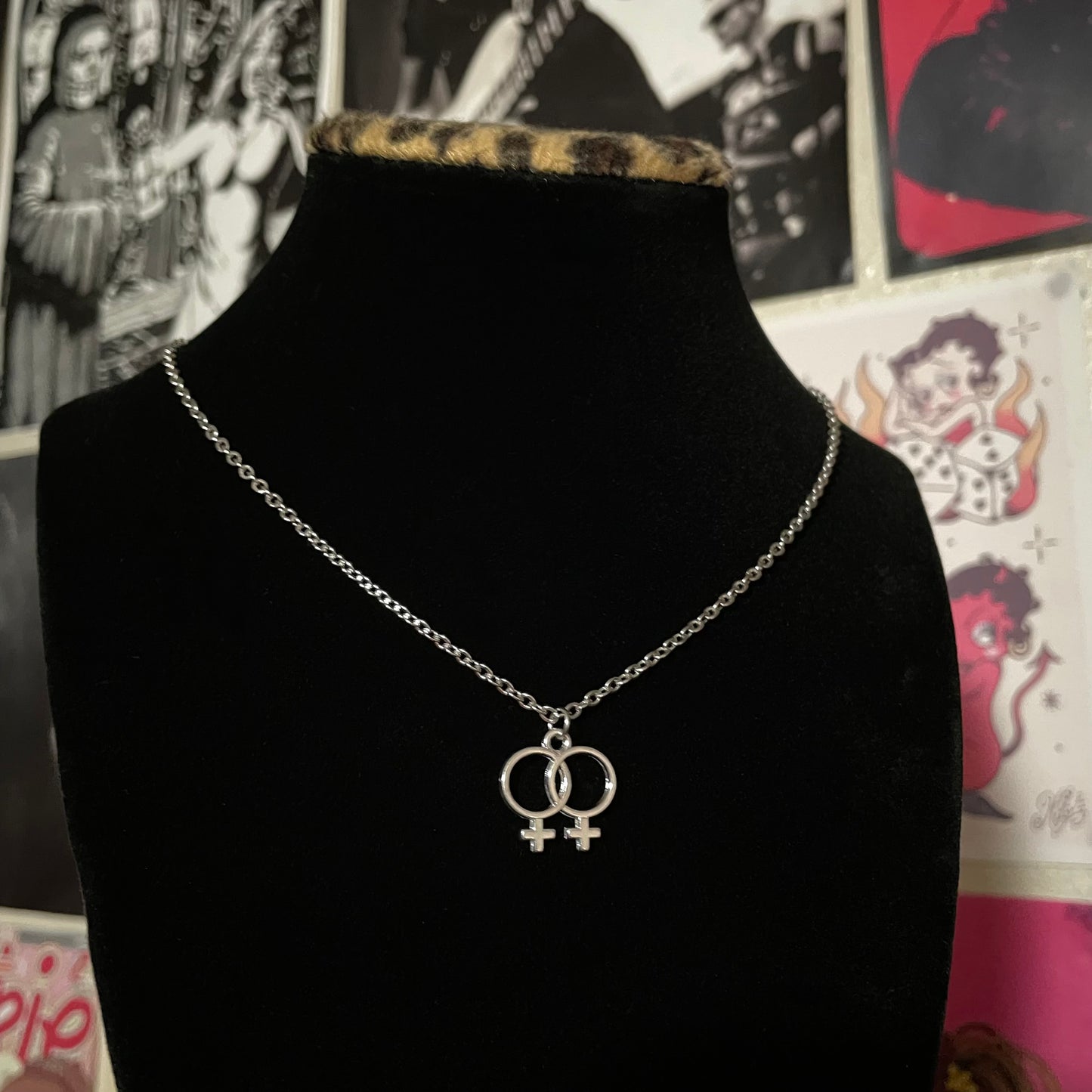 Double Venus Chain Necklace