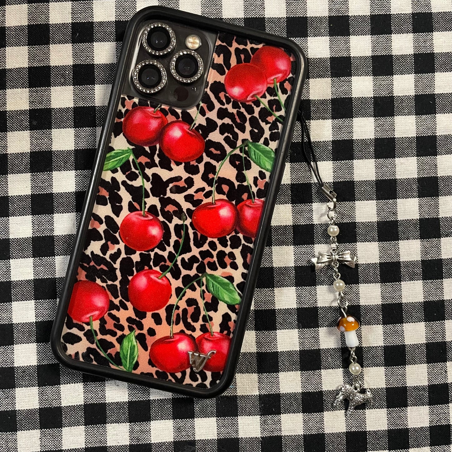 Lovefool Phone Charms