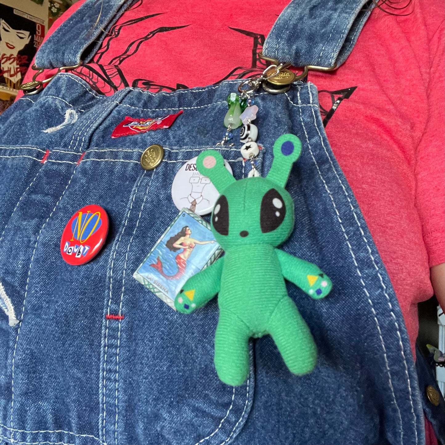 "Polaris" Alien Keychain