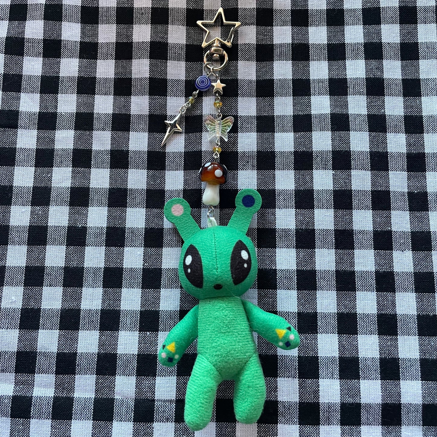 "Aurora" Alien Keychain