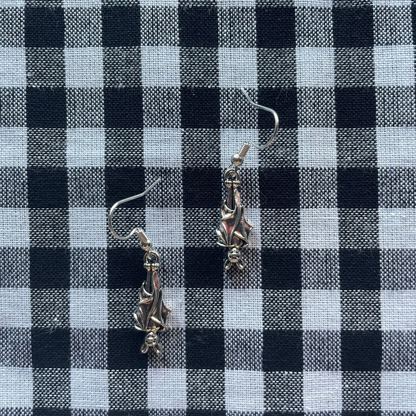 Vampiro Earrings