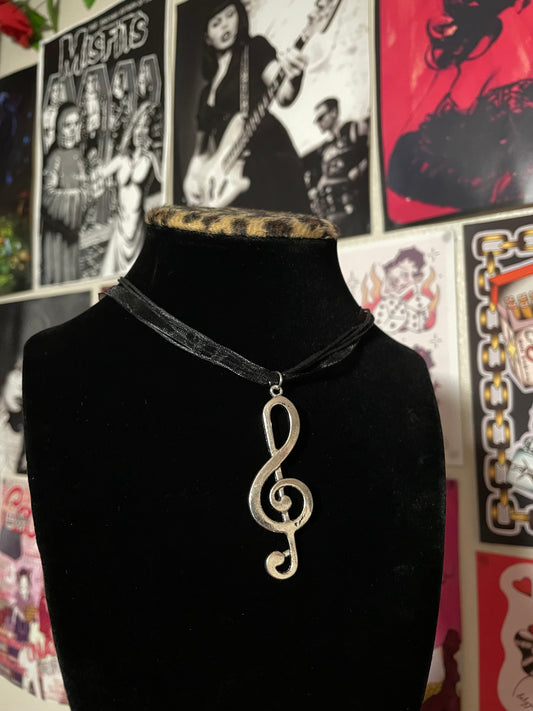 Treble Clef Lace Necklace