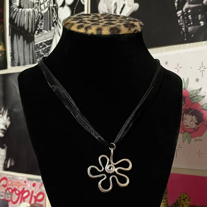 Spiral Flower Lace Necklace