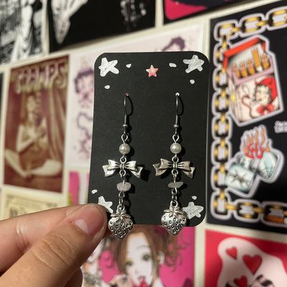 Hachi Earrings
