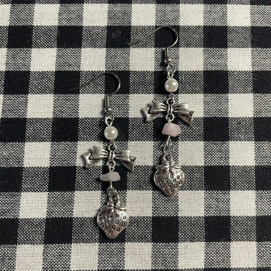 Hachi Earrings
