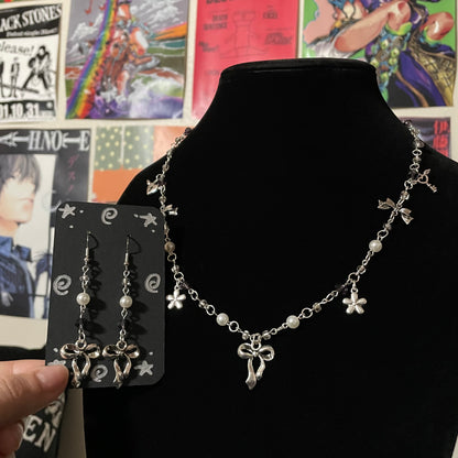 Just One Look Necklace Set