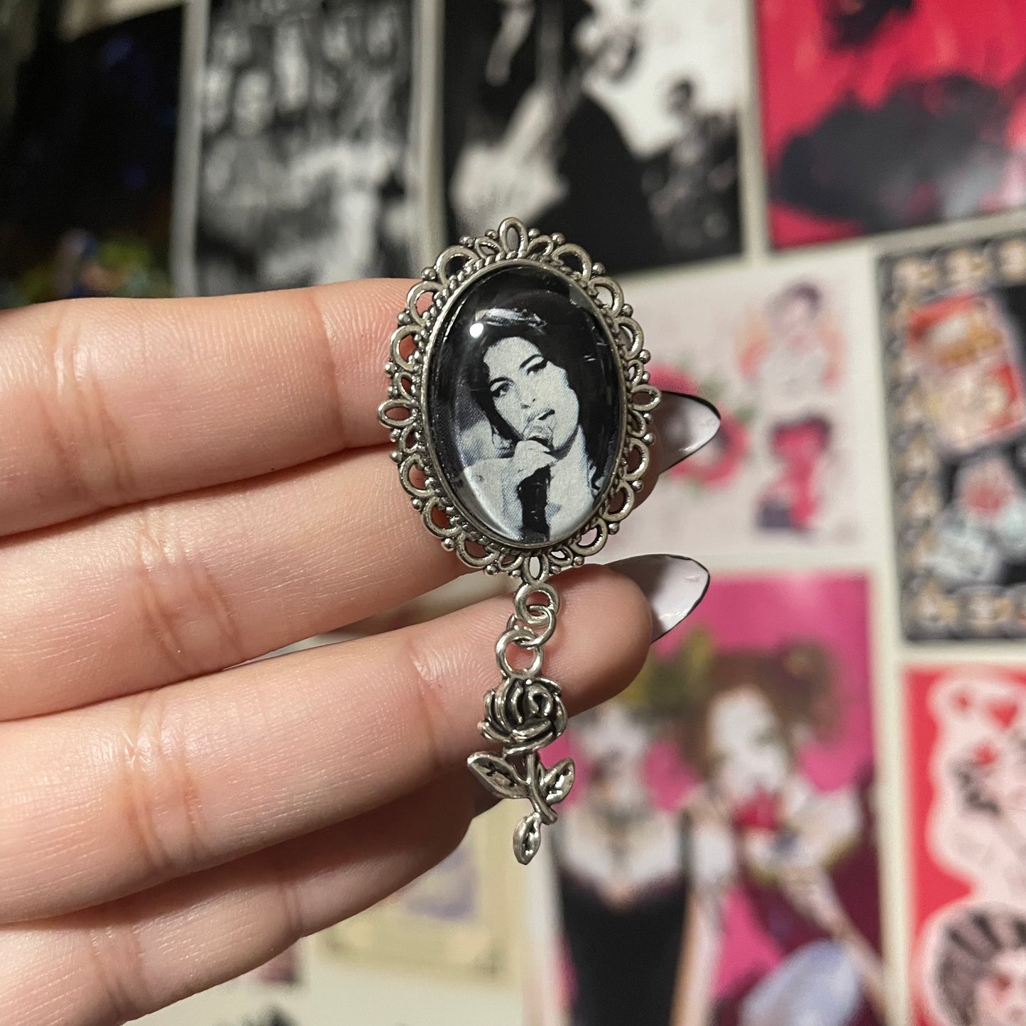 Amy Winehouse Pendant Pin