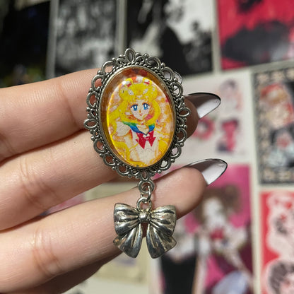 Sailor Moon Pendant Pin