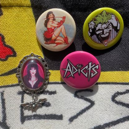 Elvira Pendant Pin
