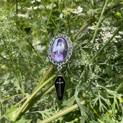 Elvira Bride Pendant Pin